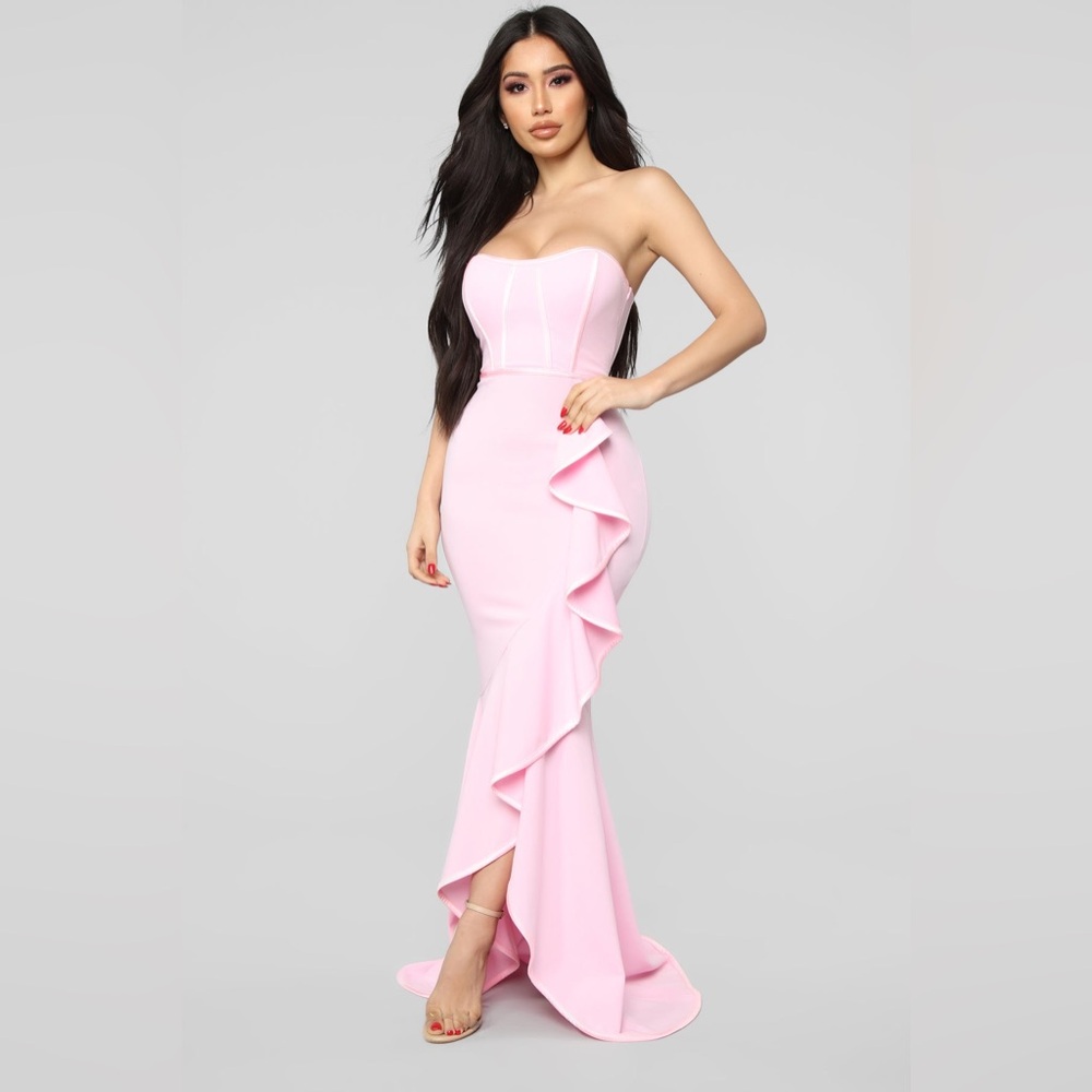 NWT💞 Fashion Nova Pink Mermaid Bodycon Maxi Dress Gown with Ruffle Detail